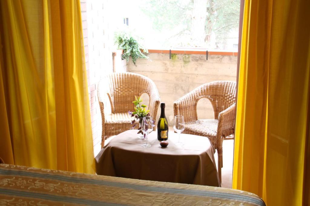 Hotel I Platani Siena Værelse billede
